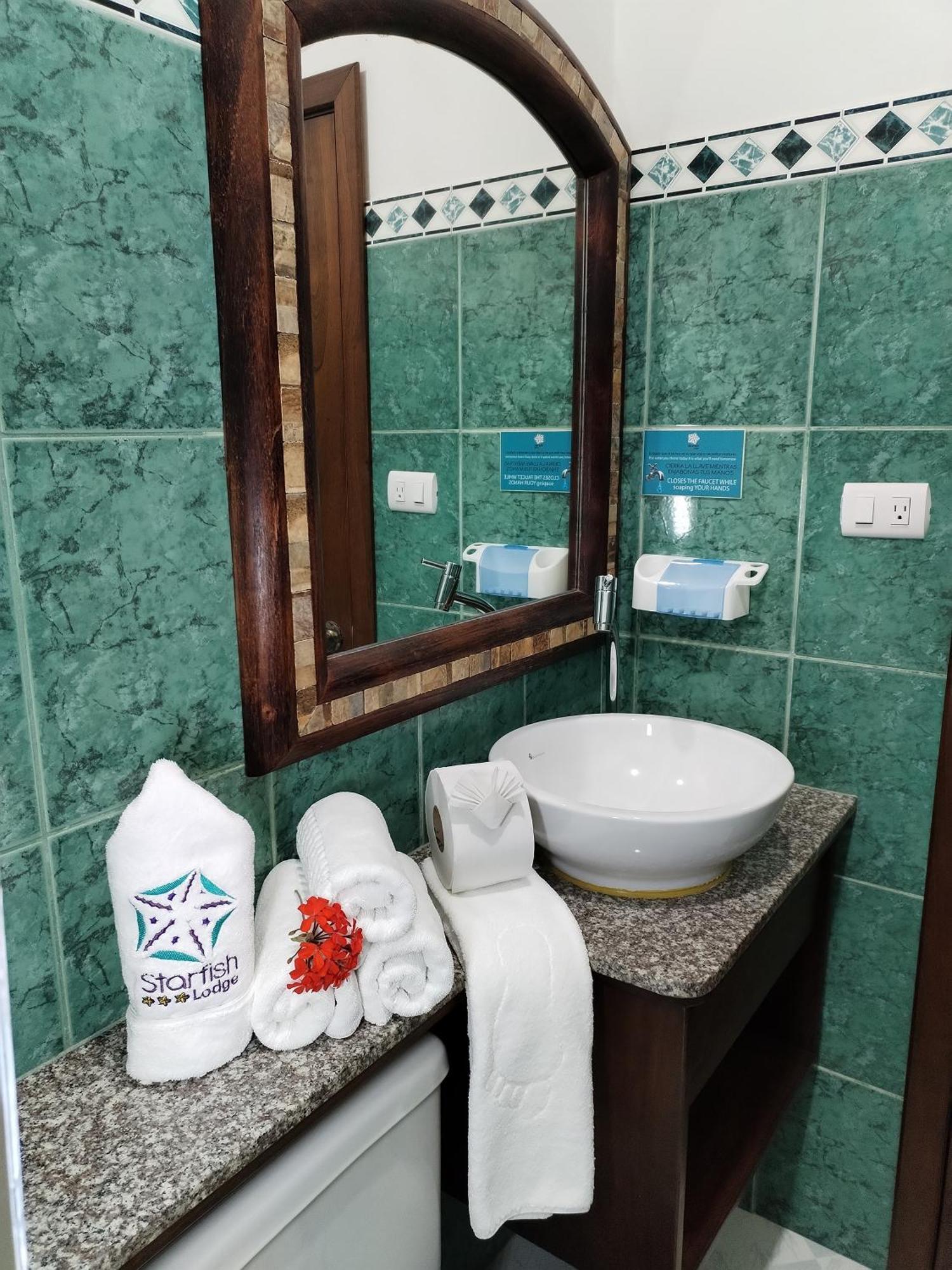 Hotel Starfish Puerto Villamil Ngoại thất bức ảnh